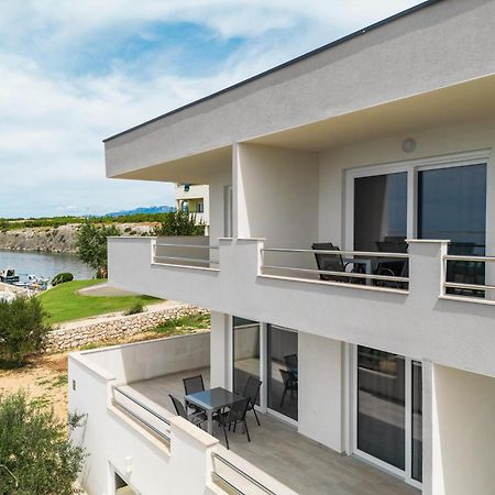 Beachfront Apartments Tic With Seaview Miletici Bagian luar foto