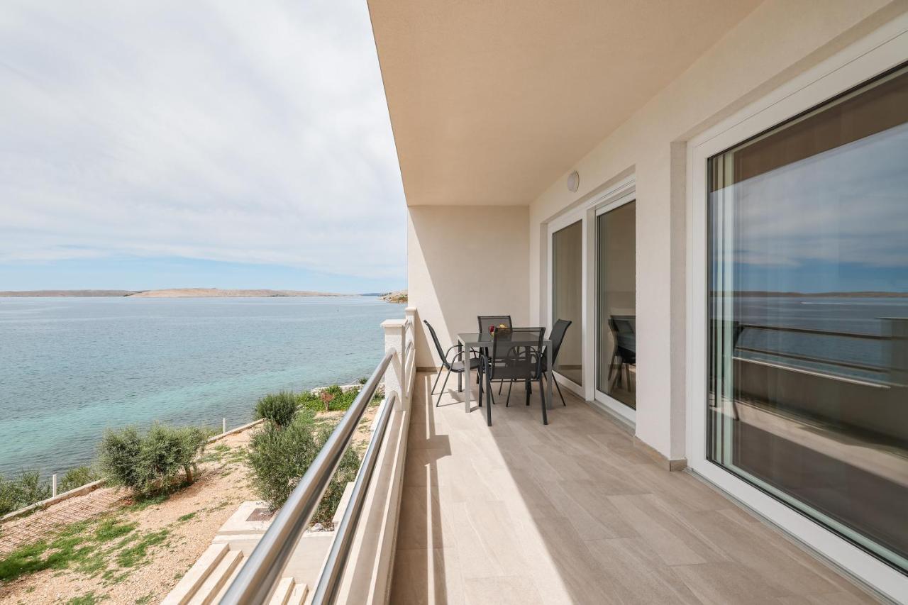 Beachfront Apartments Tic With Seaview Miletici Bagian luar foto