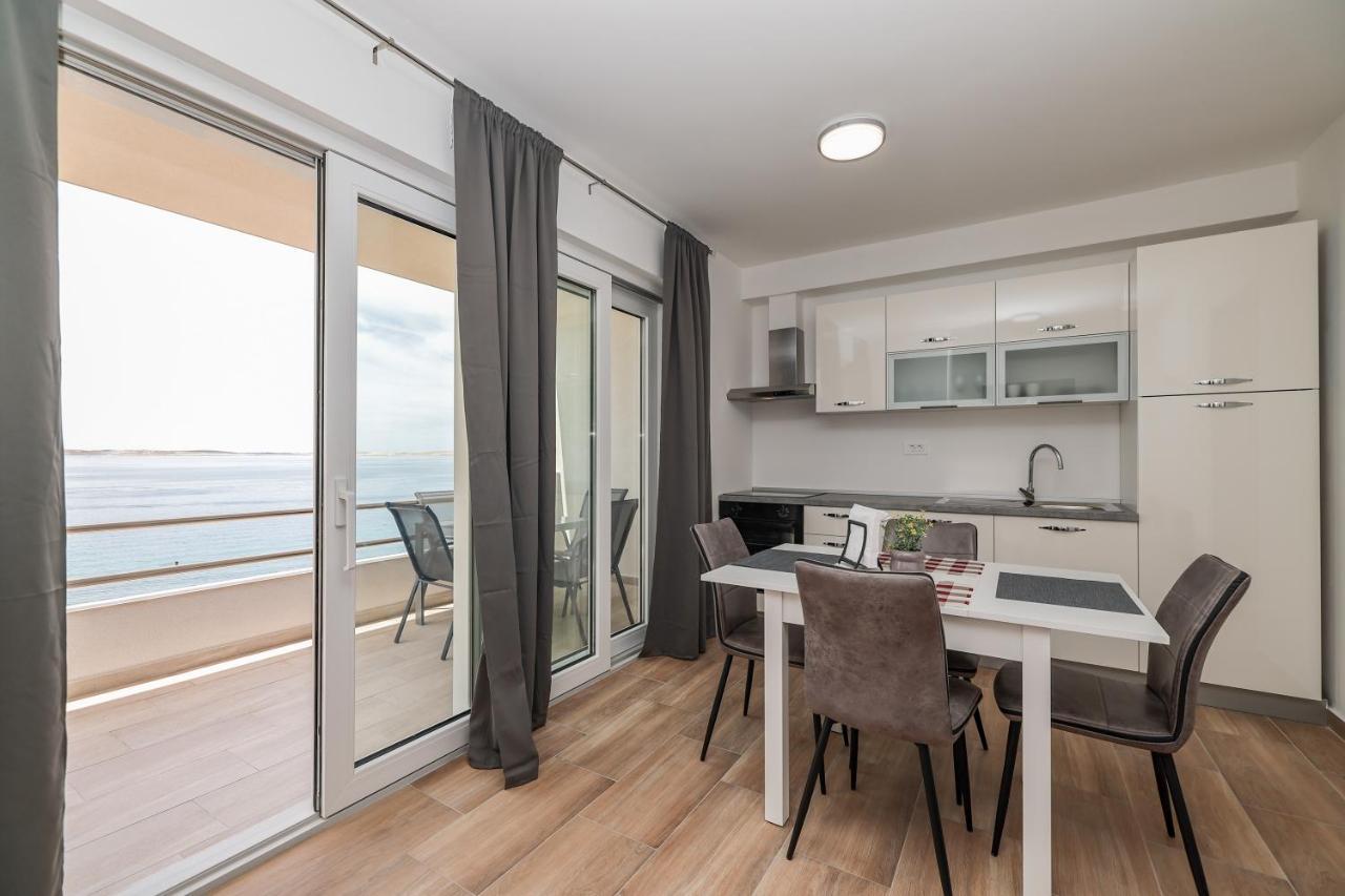 Beachfront Apartments Tic With Seaview Miletici Bagian luar foto