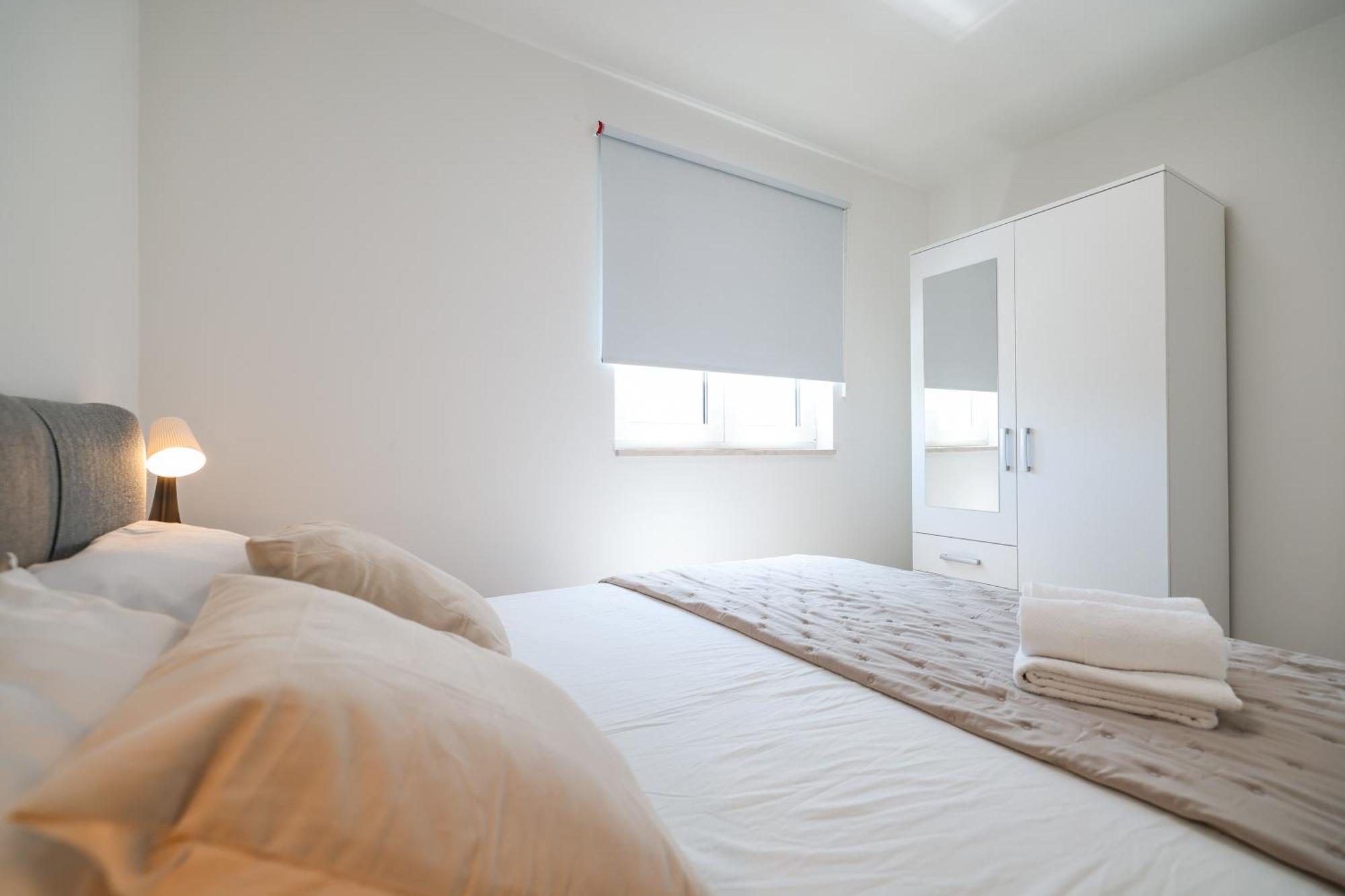 Beachfront Apartments Tic With Seaview Miletici Bagian luar foto